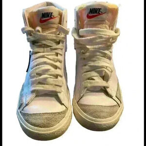 Size 6- Nike Blazer Mid 77 Vintage White Black 2021